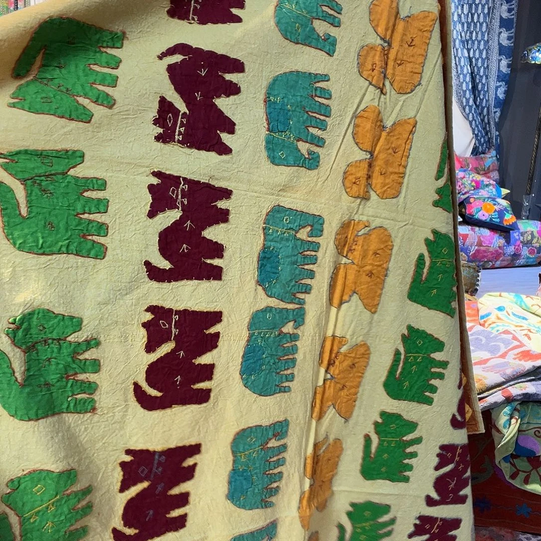 泡沫1.5米1.7米万物生挂布桌布