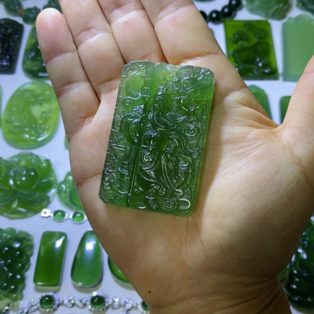 【闪购商品】未镶嵌蛇纹石玉颈饰