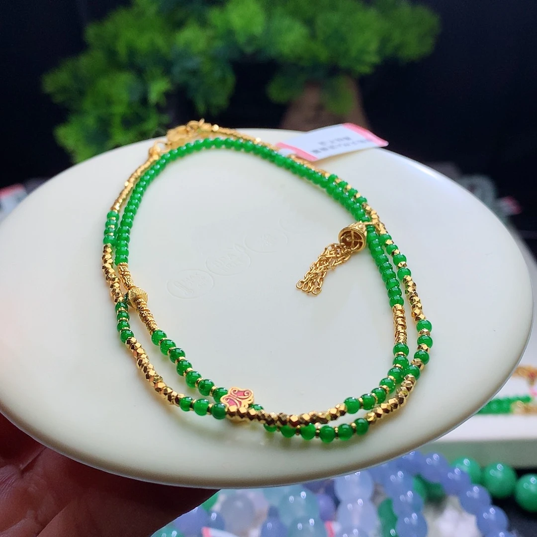 项链18K金镶嵌翡翠卡2+mm