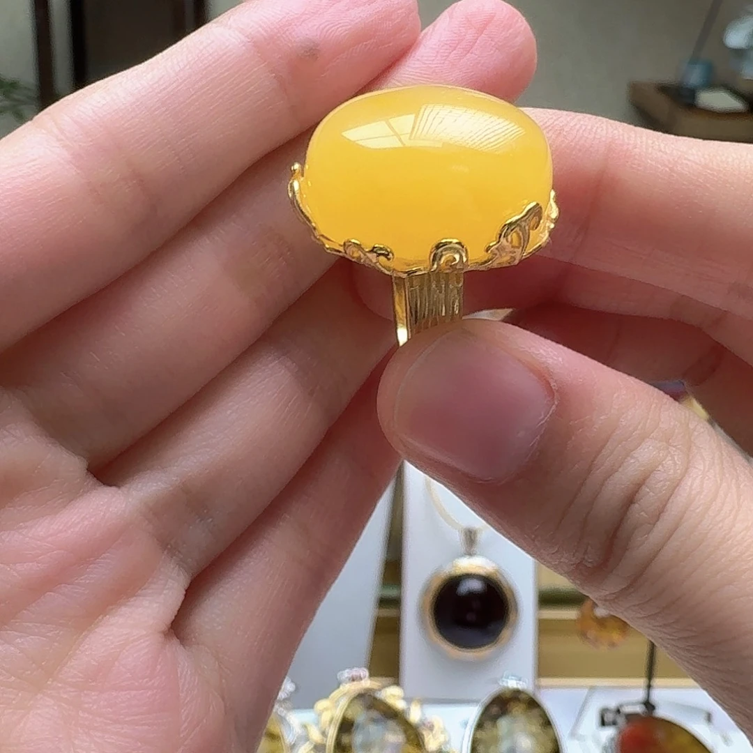 琥珀未镶嵌耳坠戒指