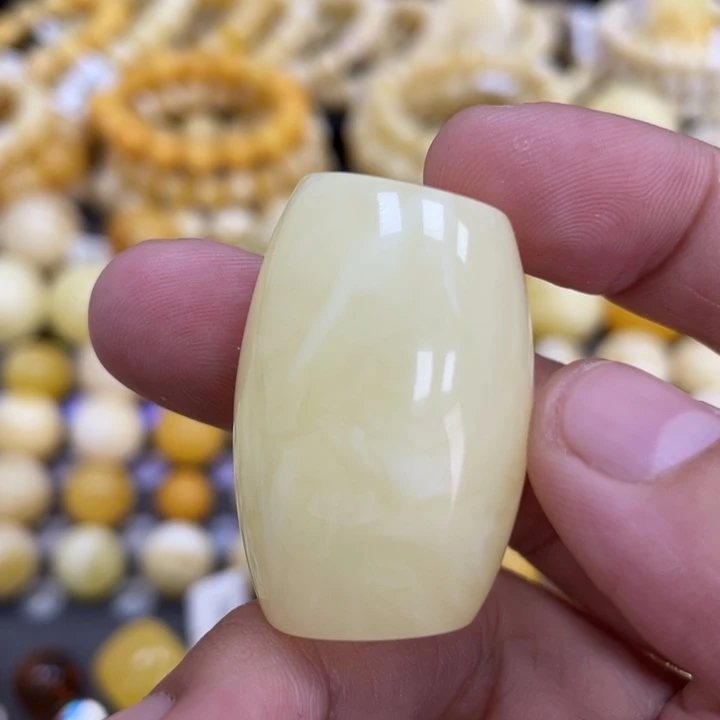 裸石蜜蜡未镶嵌23.5mm
