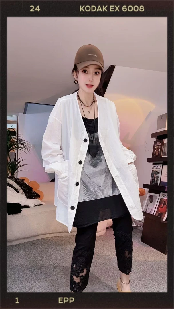 【小二姐家】2025新款百搭防晒设计师潮牌女装褶皱薄外套