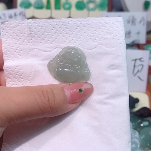 颈饰未镶嵌翡翠佛公