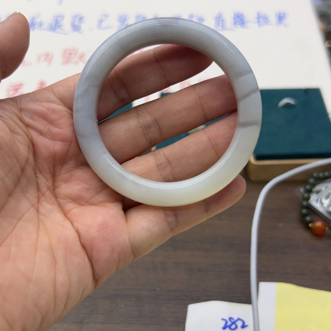 和田玉未镶嵌手镯54.7圈围253