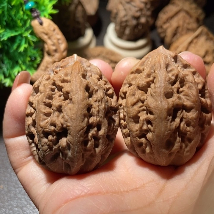 把件文玩核桃东北楸子小雪37