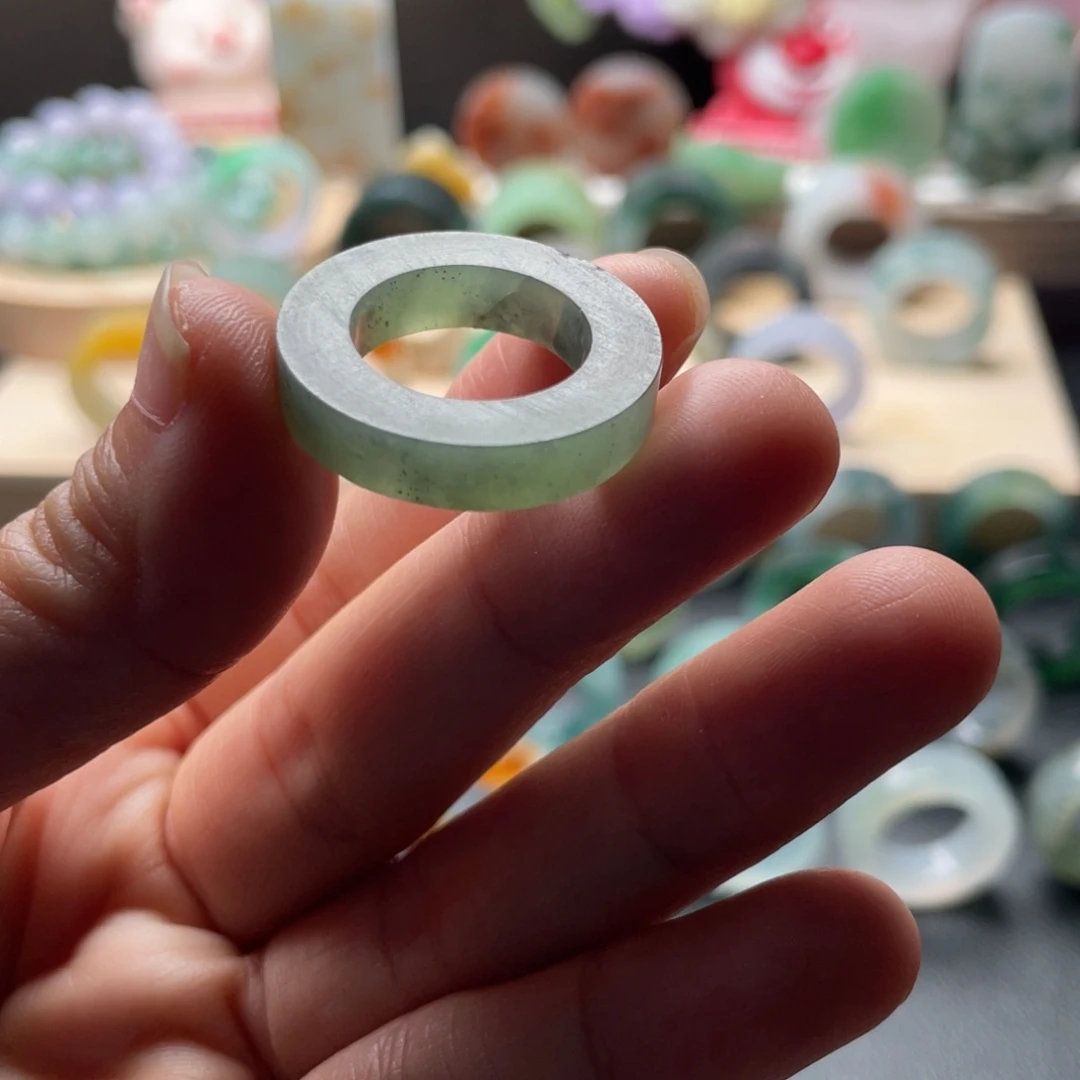 未镶嵌定制翡翠翡翠