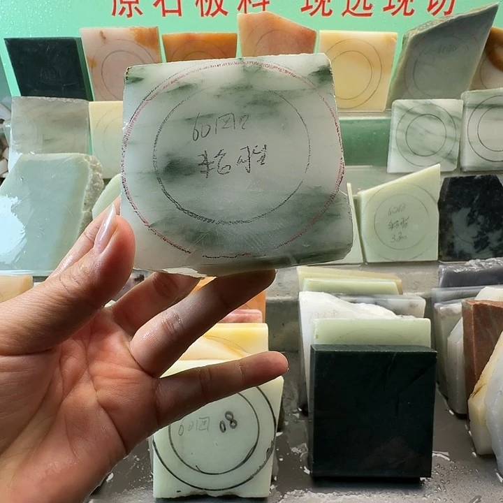 定制石英质玉手镯定制