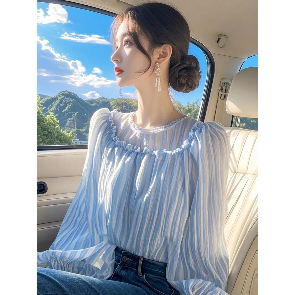高级感小众别致蓝色竖条纹衬衫女法式多巴胺穿搭超好看上衣春秋季