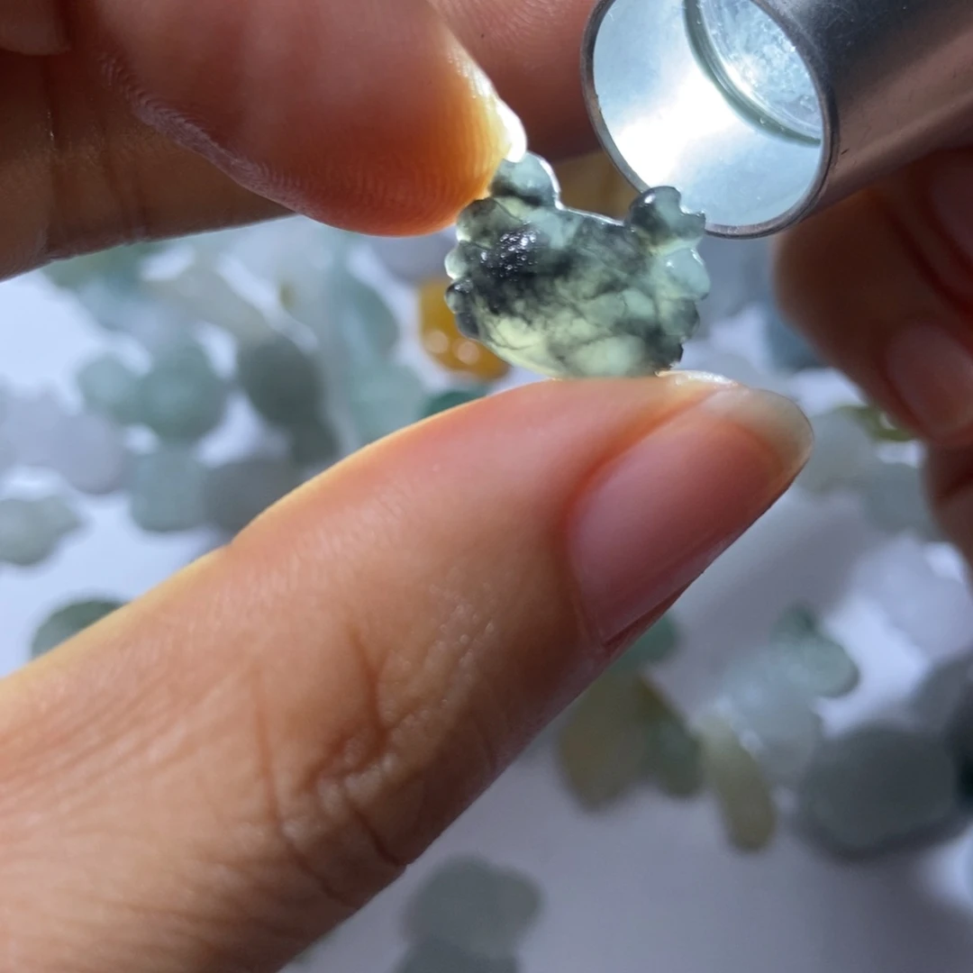 定制翡翠未镶嵌翡翠13.4*10.5*5.7