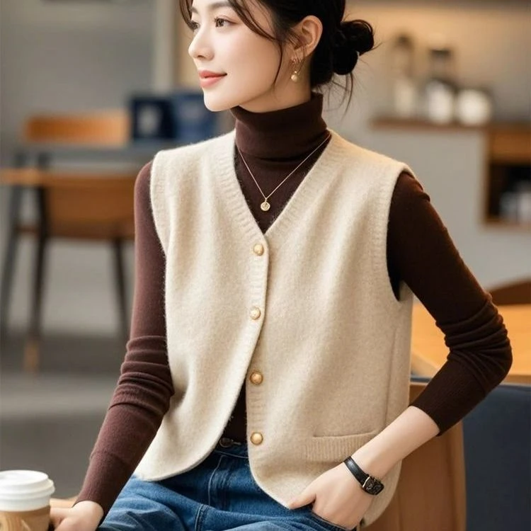 纯色气质减龄针织马甲背心女春秋新款时尚单排扣开衫无袖上衣外搭