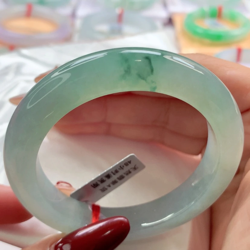 【闪购商品】翡翠手镯未镶嵌师妹