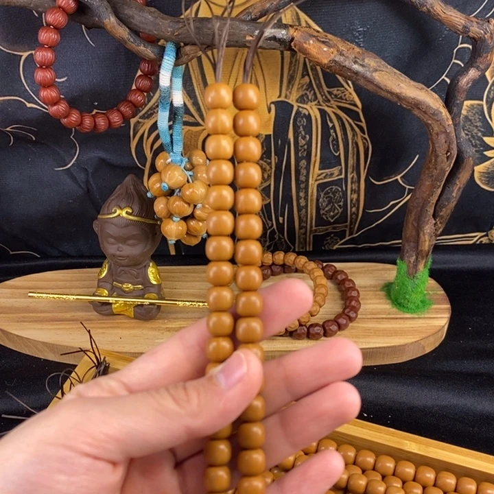 维***型猴头雕刻核桃二品老型