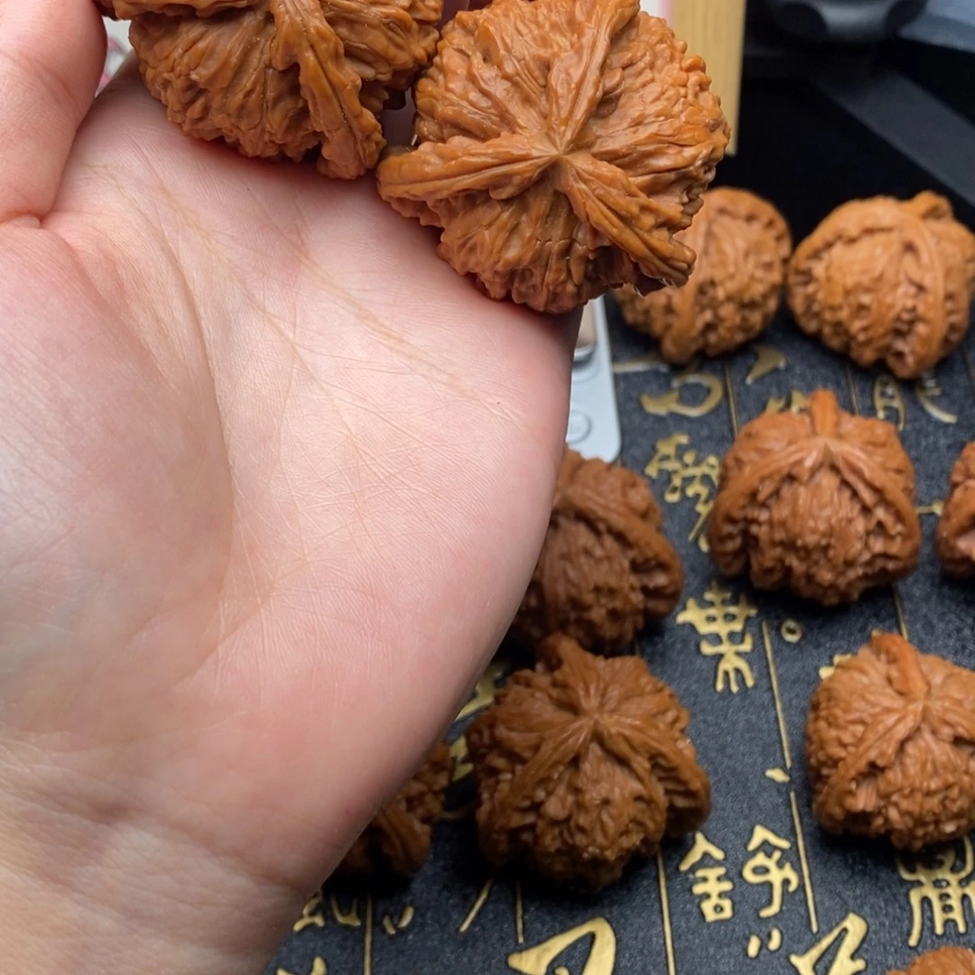 阿***提吊坠文玩核桃白狮11111111111