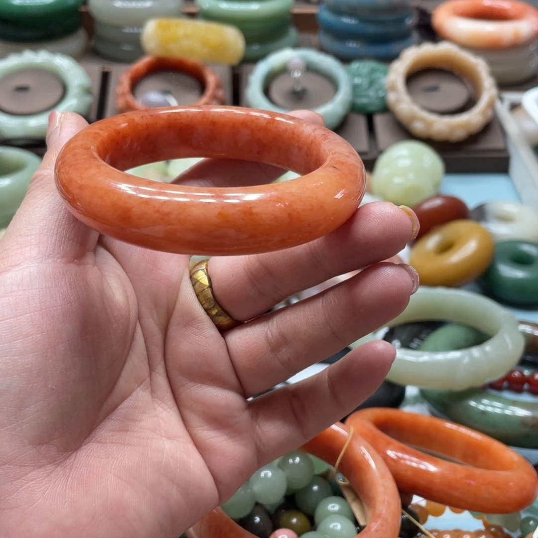 石英质玉手镯合金李****）