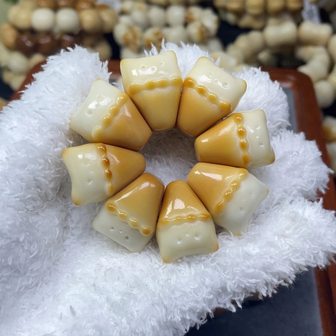 手串菩提根/象牙果11.2.17微瑕冰激淋小熊