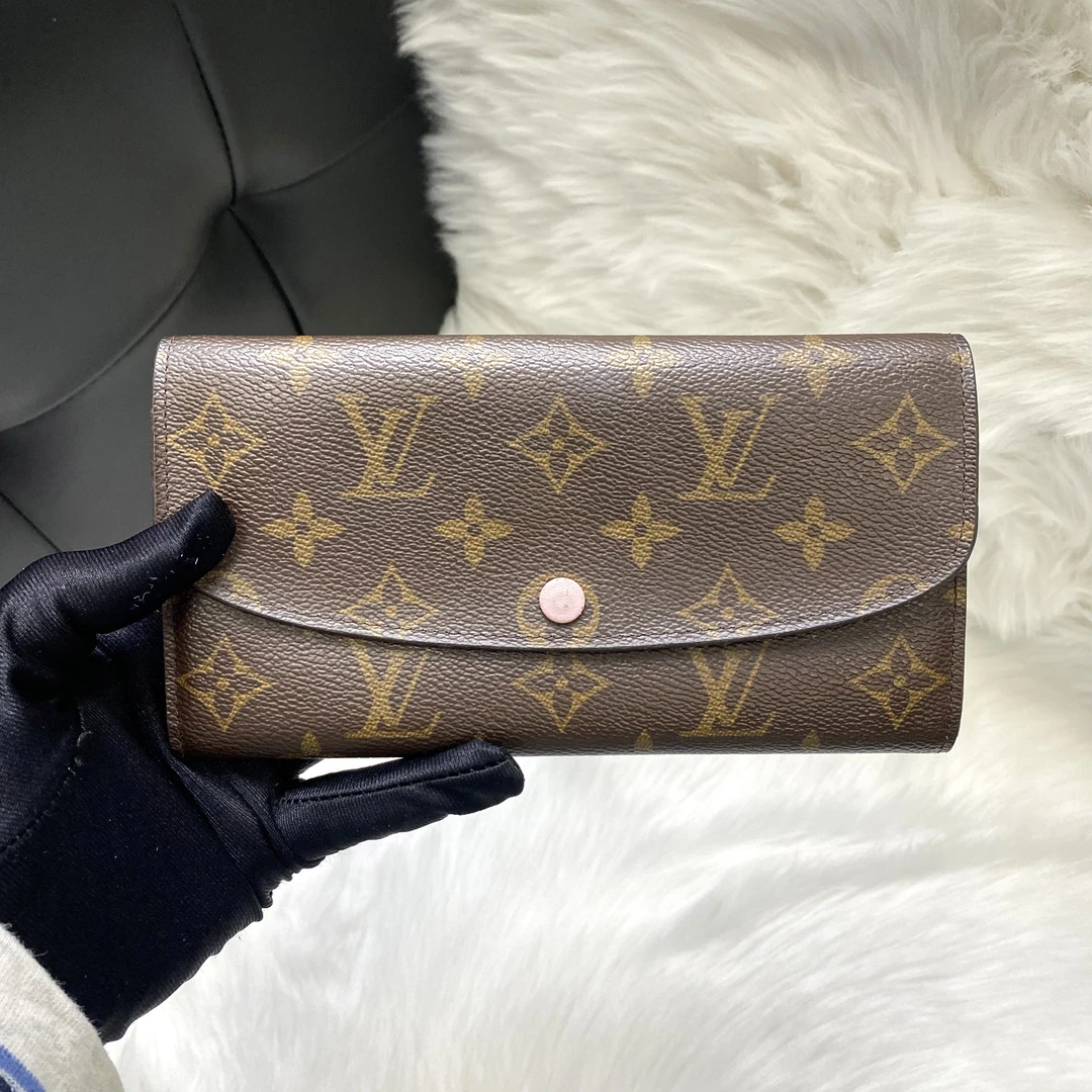 95新 LouisVuitton/路易威登 LV   老花 粉豆豆 长款翻盖钱包