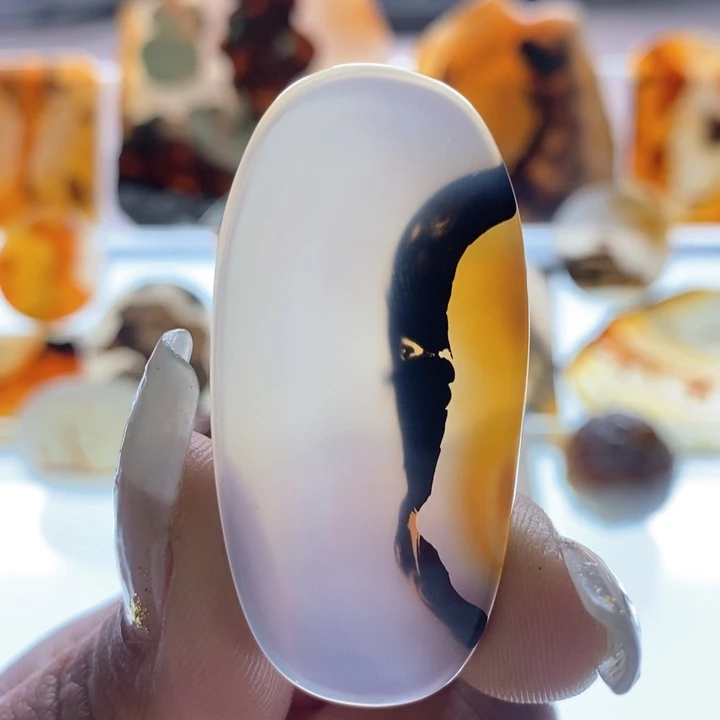 玛瑙/玉髓颈饰未镶嵌