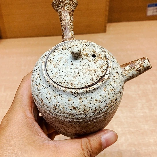 万千严选瓷器杂货如图所示展*