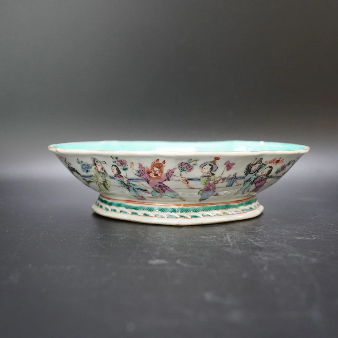 Lot.25090002 清同治粉彩十二花神高足海棠碗 长：约23.6cm