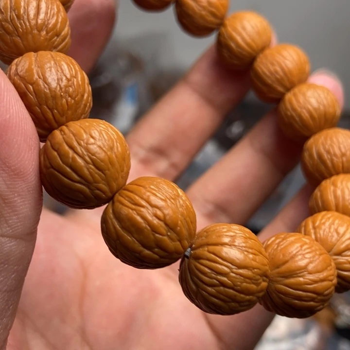 猴头核桃吊坠文玩手串