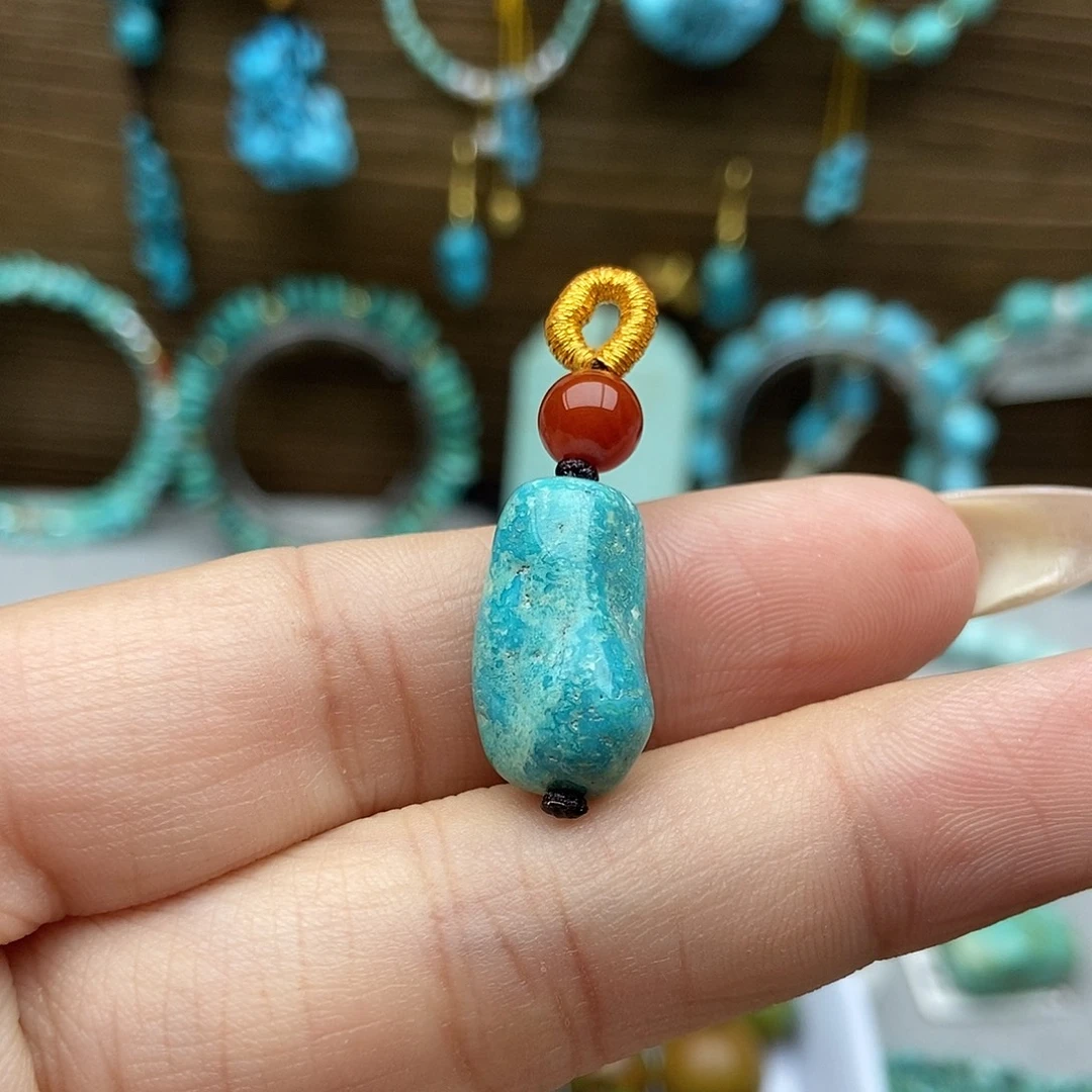 南红玛瑙未镶嵌侧挂