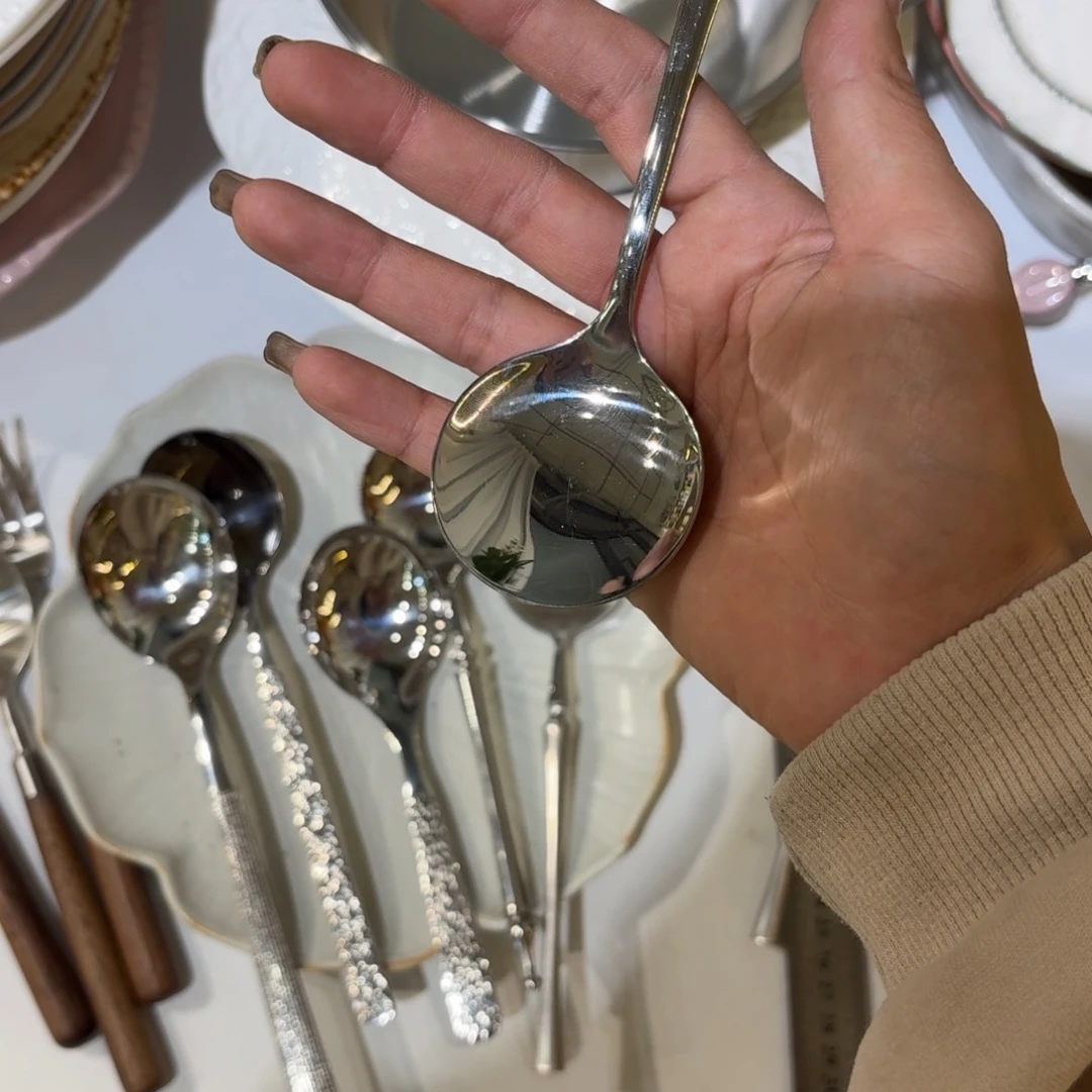 瓷G****n两个两个两个两个