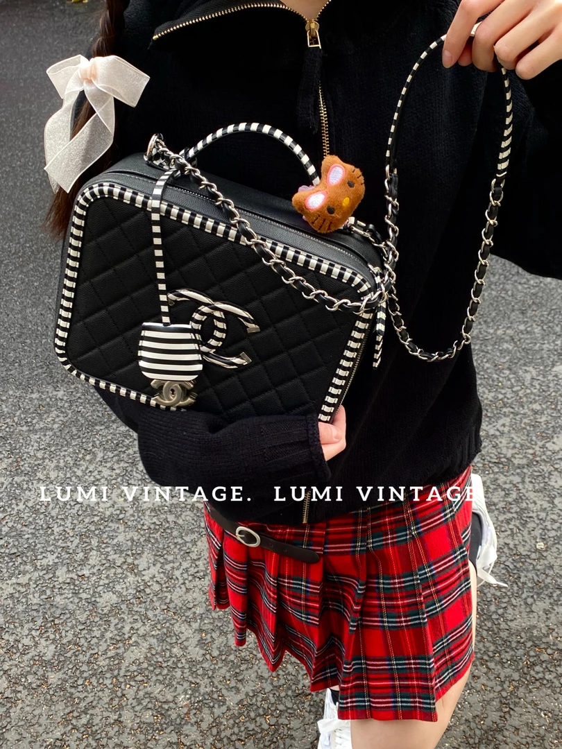 99新 Chanel/香奈儿 中号熊猫色vanity case相机包66871561