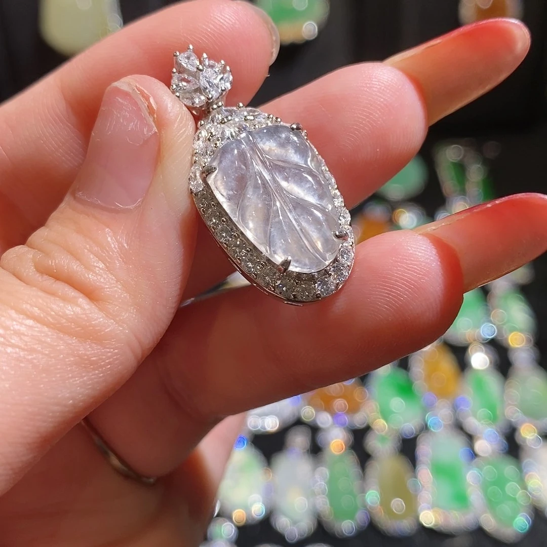 颈饰银S925镶嵌翡翠天然翡翠