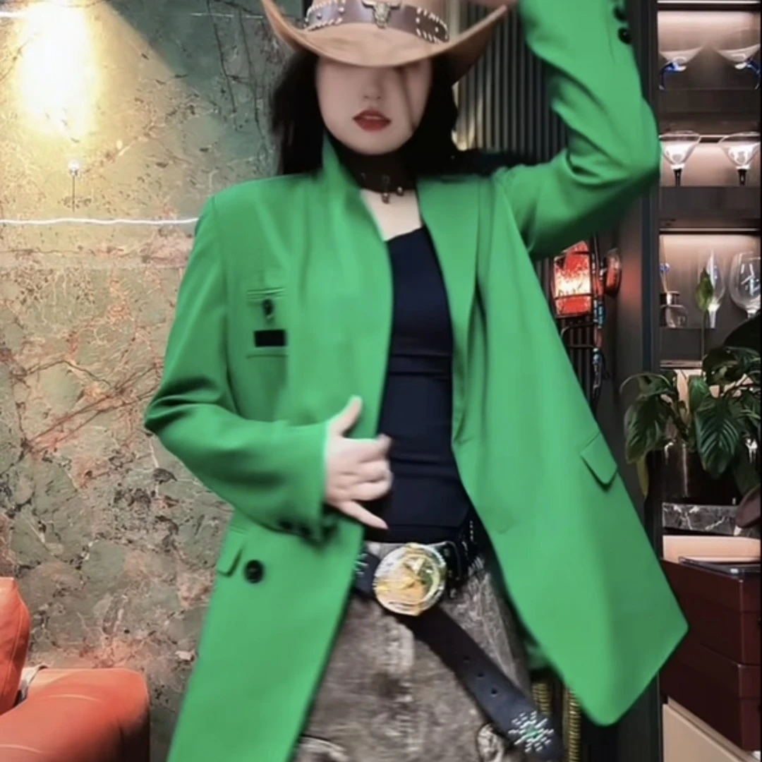 绿色免烫西装外套女高级设计感小众休闲西服