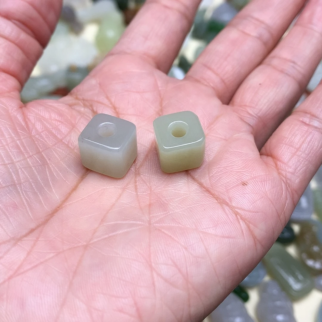 紫晶颈饰未镶嵌再*?