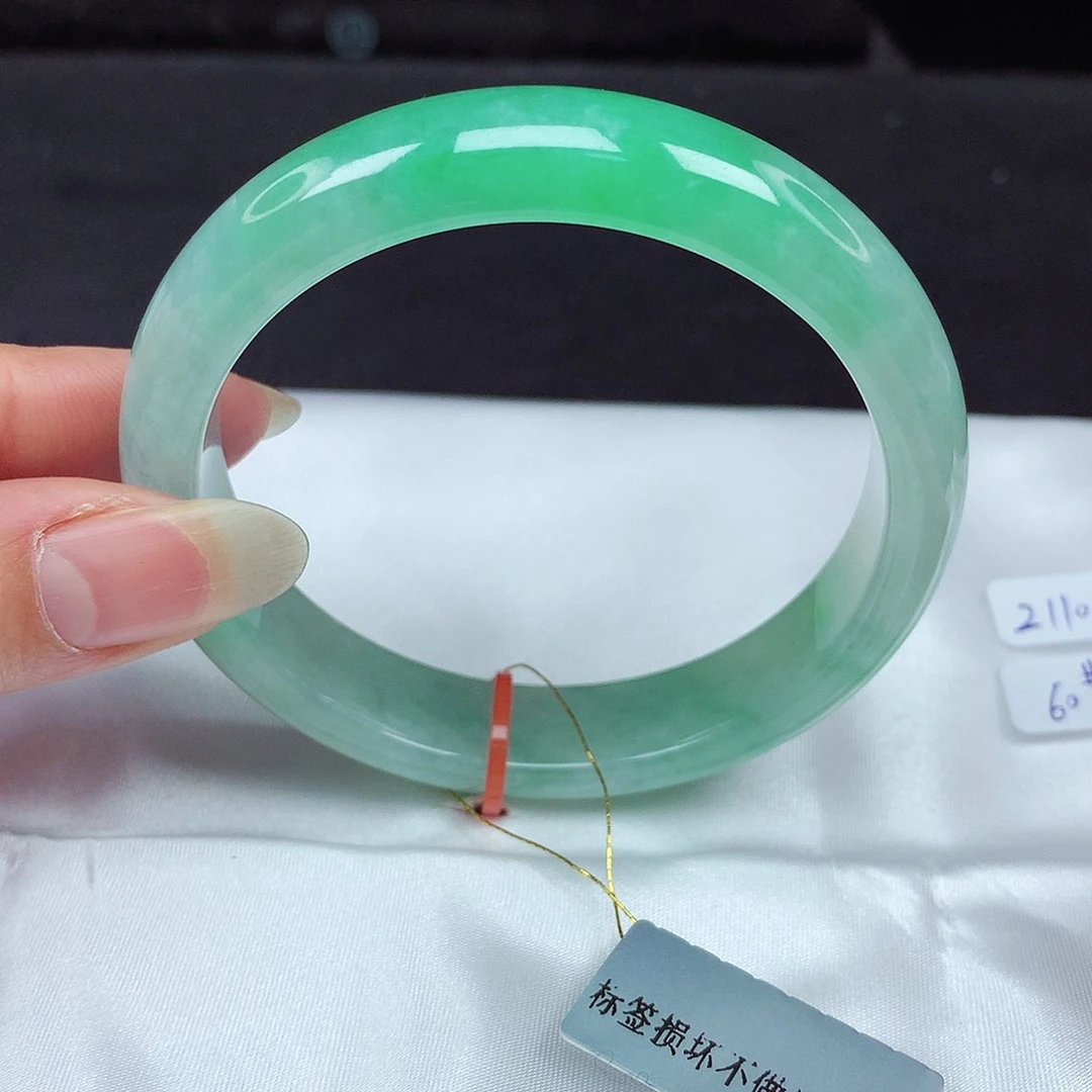 未镶嵌手镯翡翠60圈742