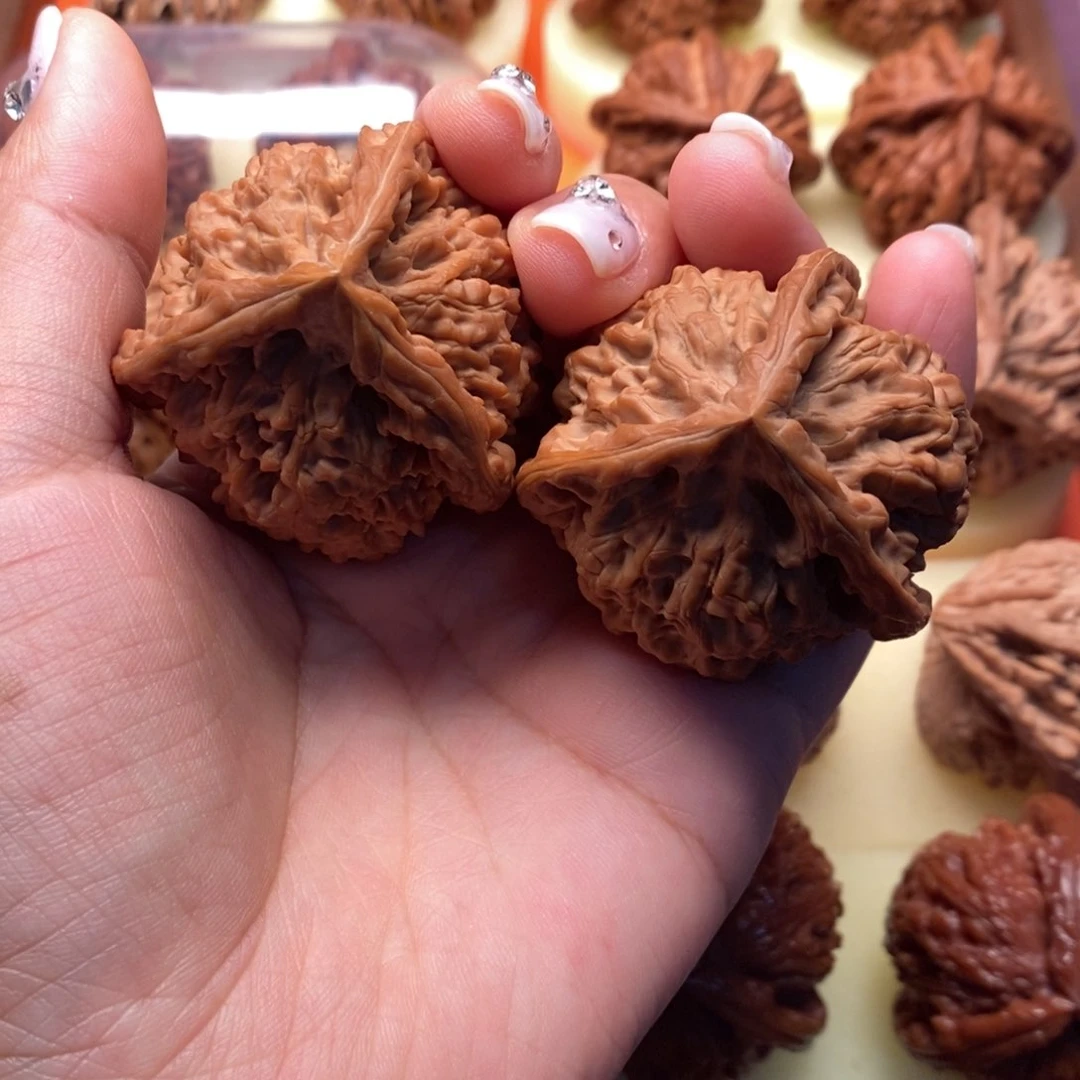 桃核吊坠官帽奔44