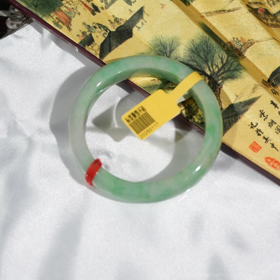 1.17香港王老板-翡翠手镯2c555