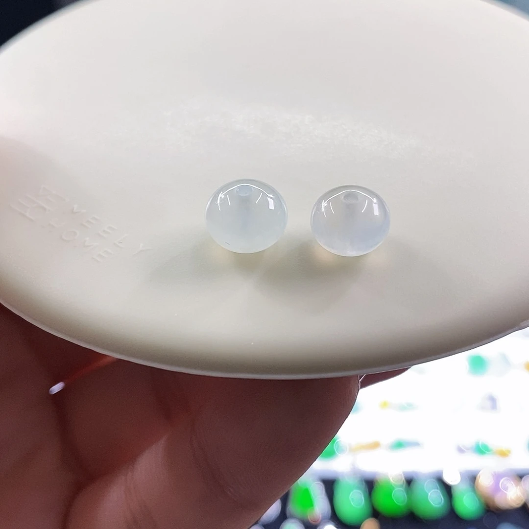 翡翠散珠一对买断特价