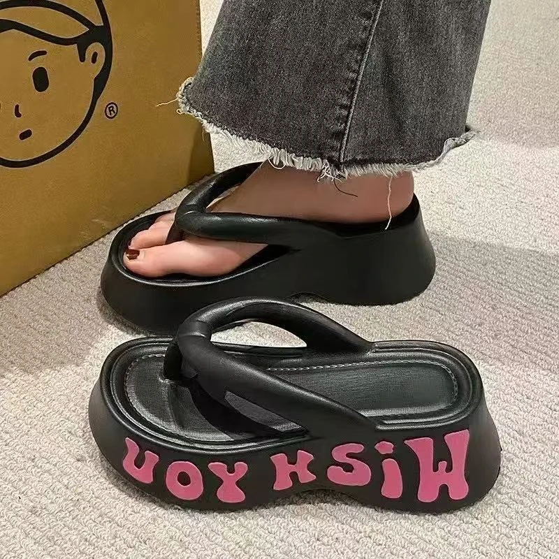 2025休闲拖鞋ins潮流沙滩室内外千金风厚底增高夹脚网红款人字拖