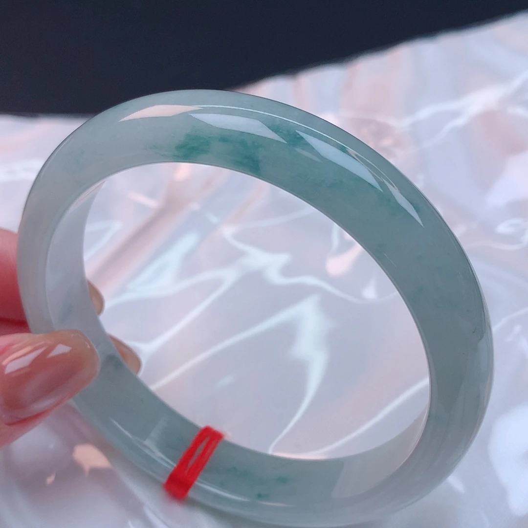 【闪购商品】未镶嵌手镯翡翠62