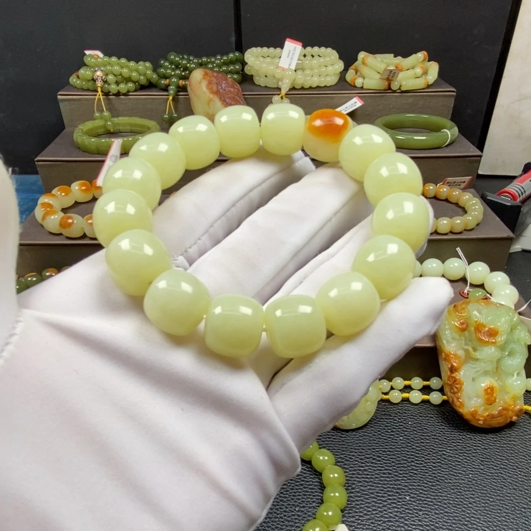 未镶嵌手链透闪石质玉