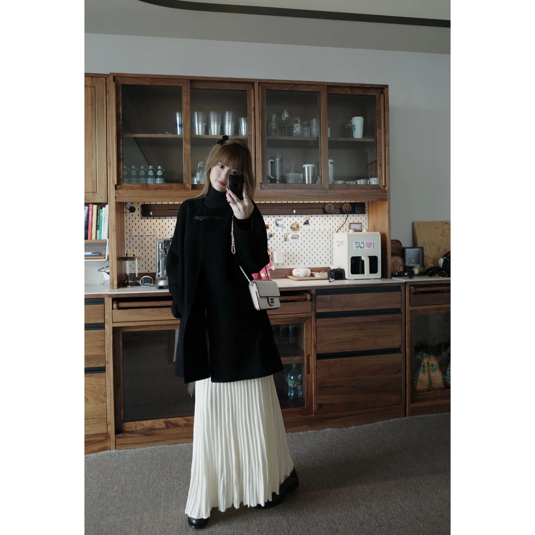 蘑糯糯黑色短版双面尼大衣 5172-01-1109