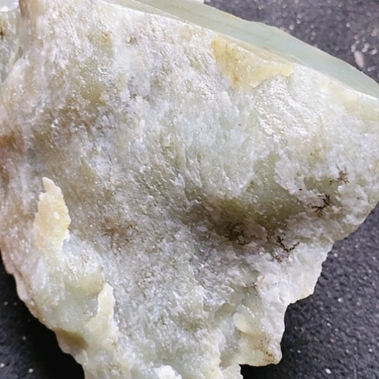 和田玉（糖玉）未镶嵌珠宝半成品