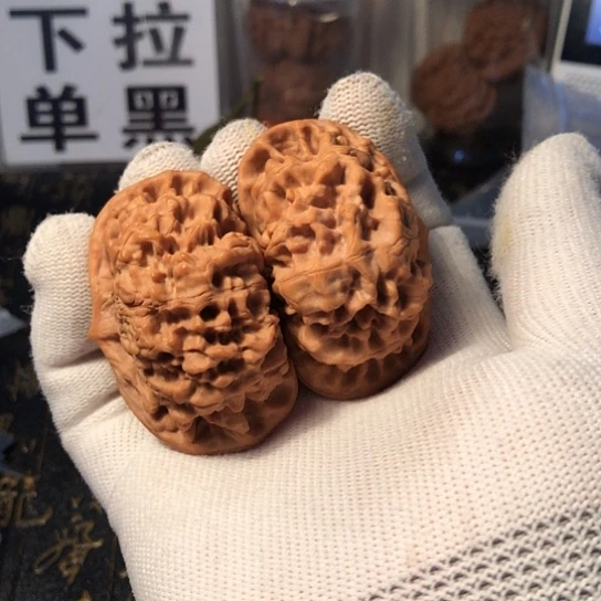 文玩核桃把件官帽53mm