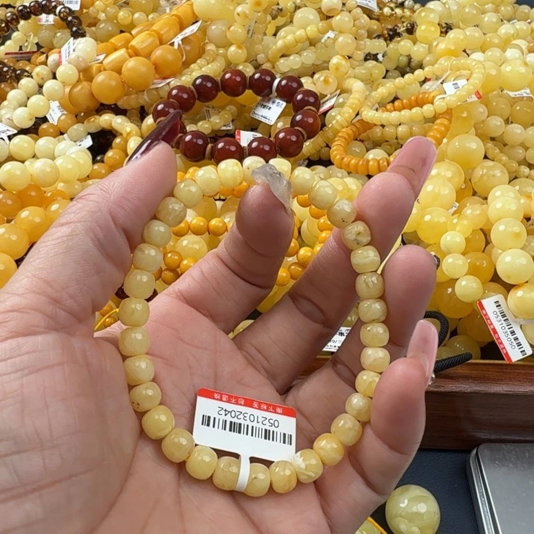 未镶嵌琥珀珠宝奇石