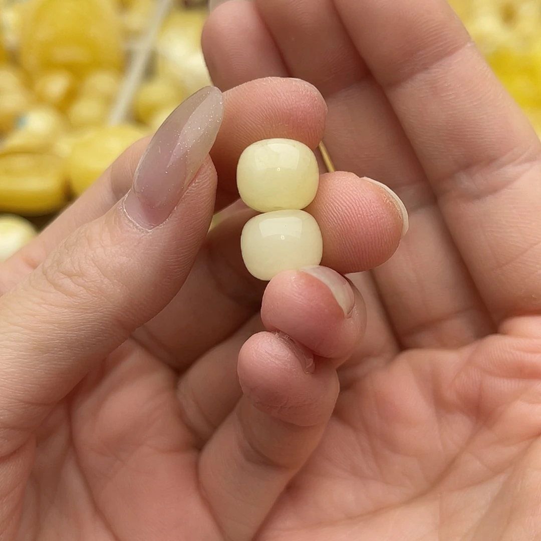 裸石琥珀未镶嵌小****蜜蜡老型鸽