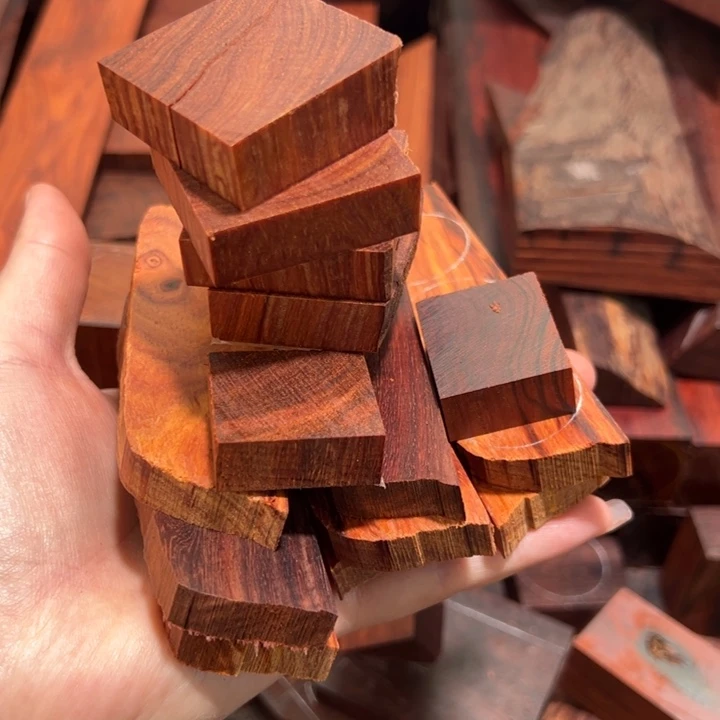 木***光檀香紫檀（小叶紫檀）边角料