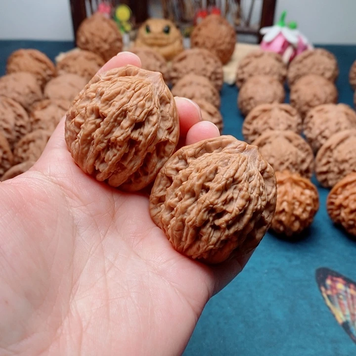 文玩核桃把件麦虎40