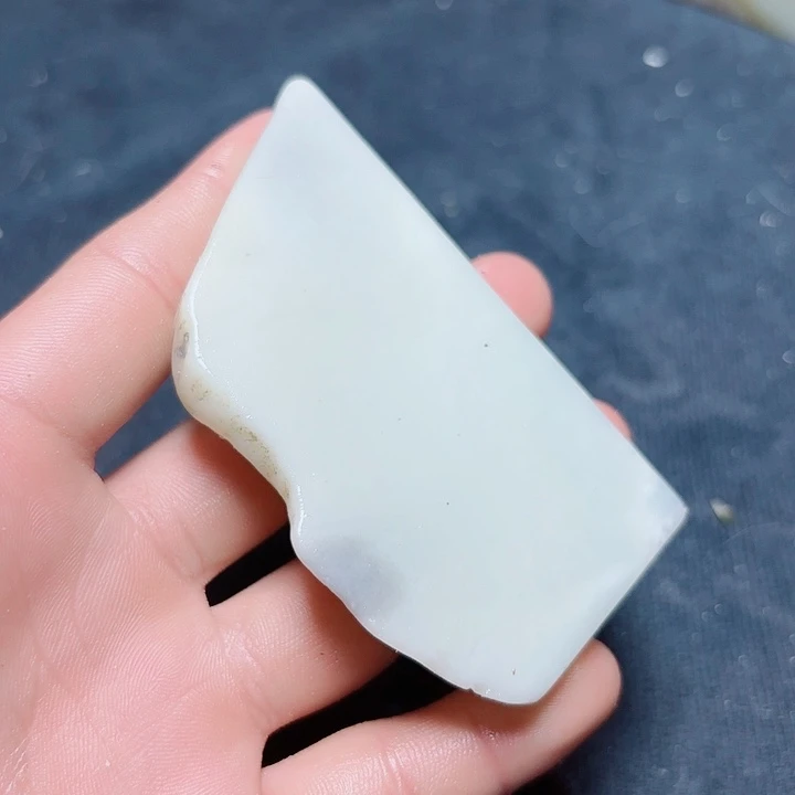 未镶嵌和田玉（糖玉）珠宝奇石