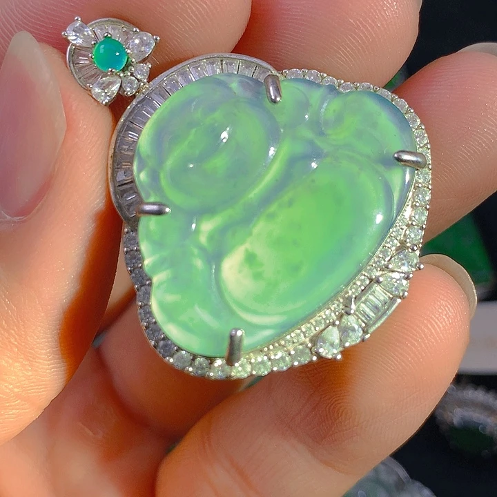 翡翠未镶嵌颈饰翡翠