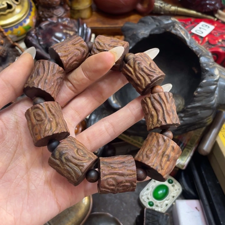 端景台紫檀木类木