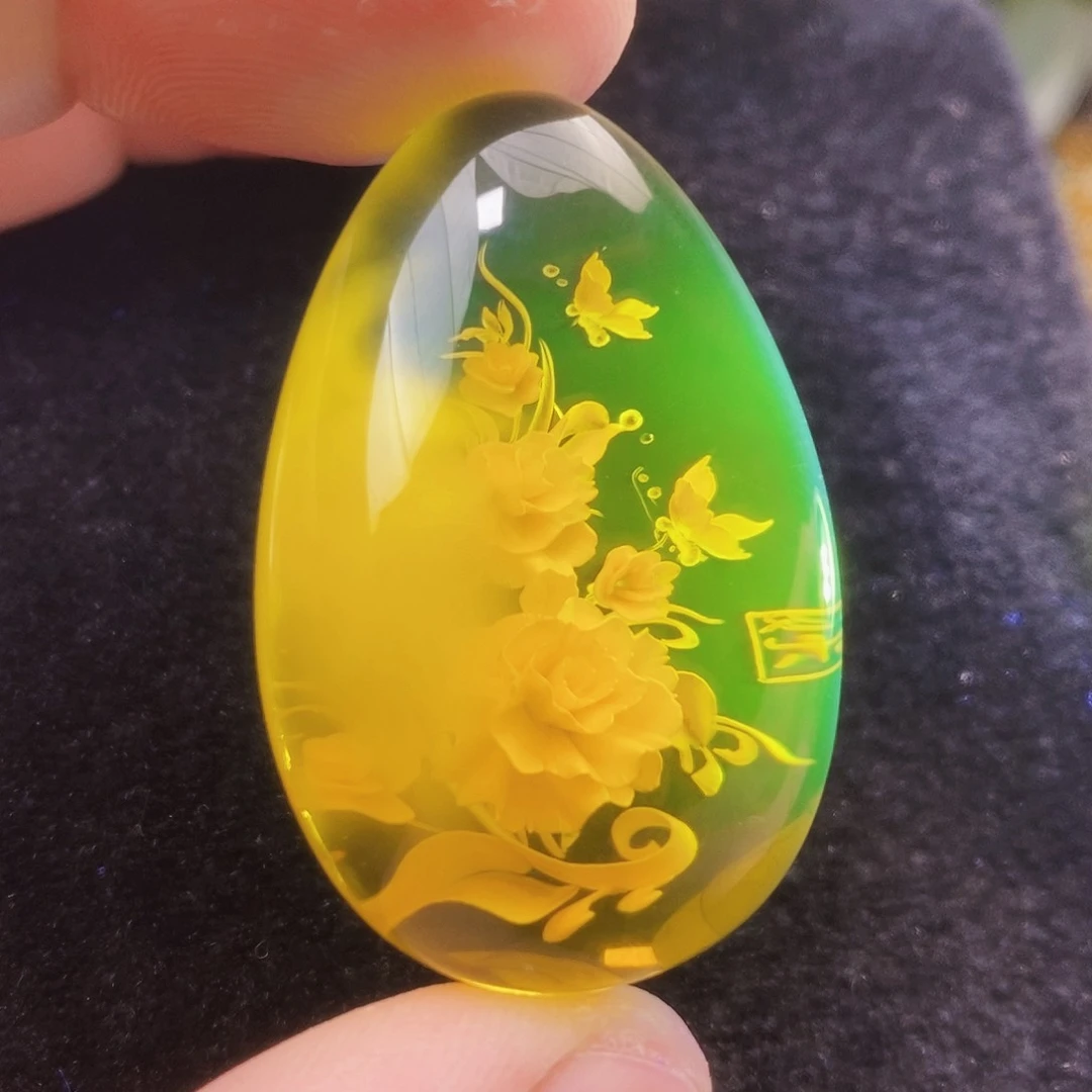 【闪购商品】金珀吊坠(不含链)未镶嵌