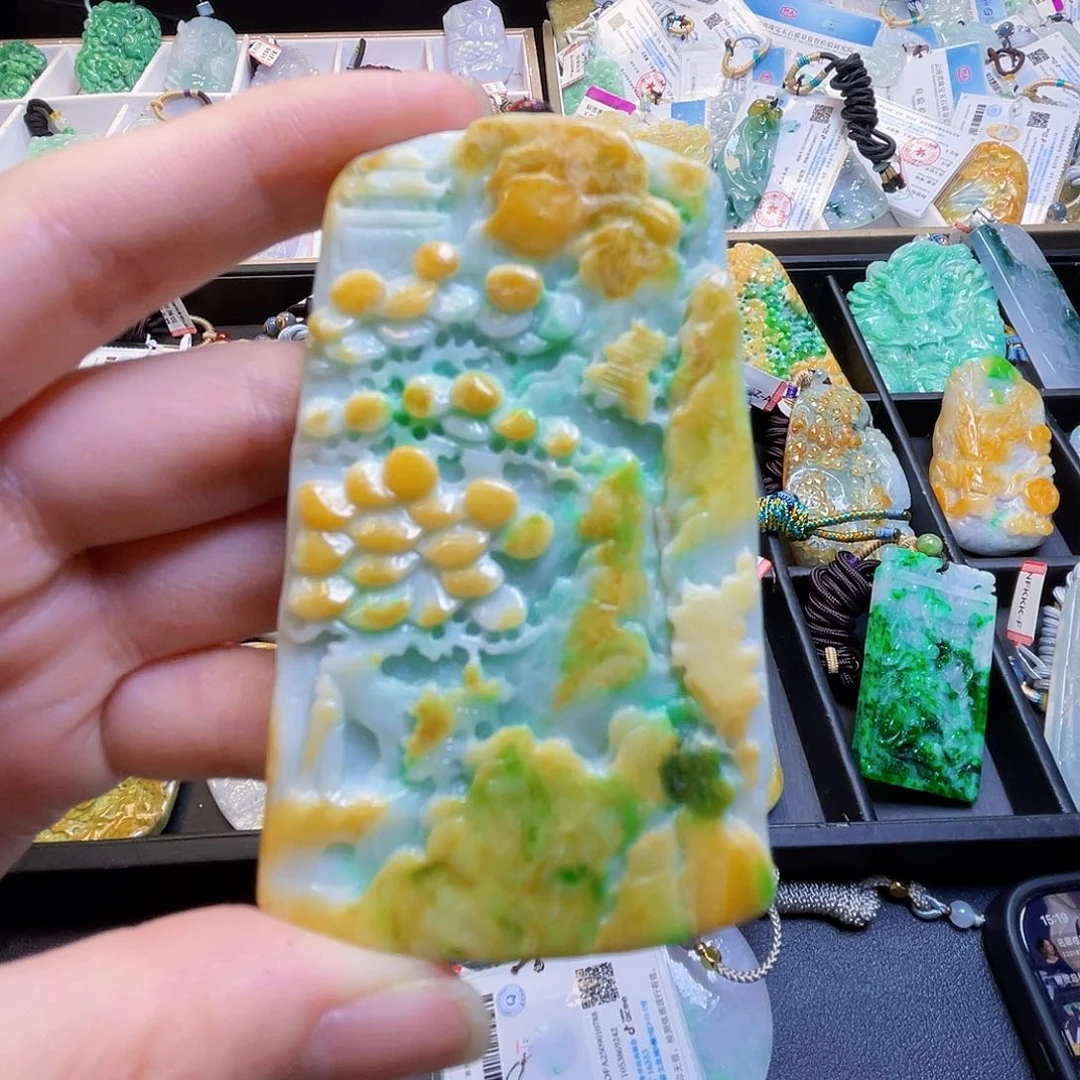 颈饰未镶嵌翡翠翡翠