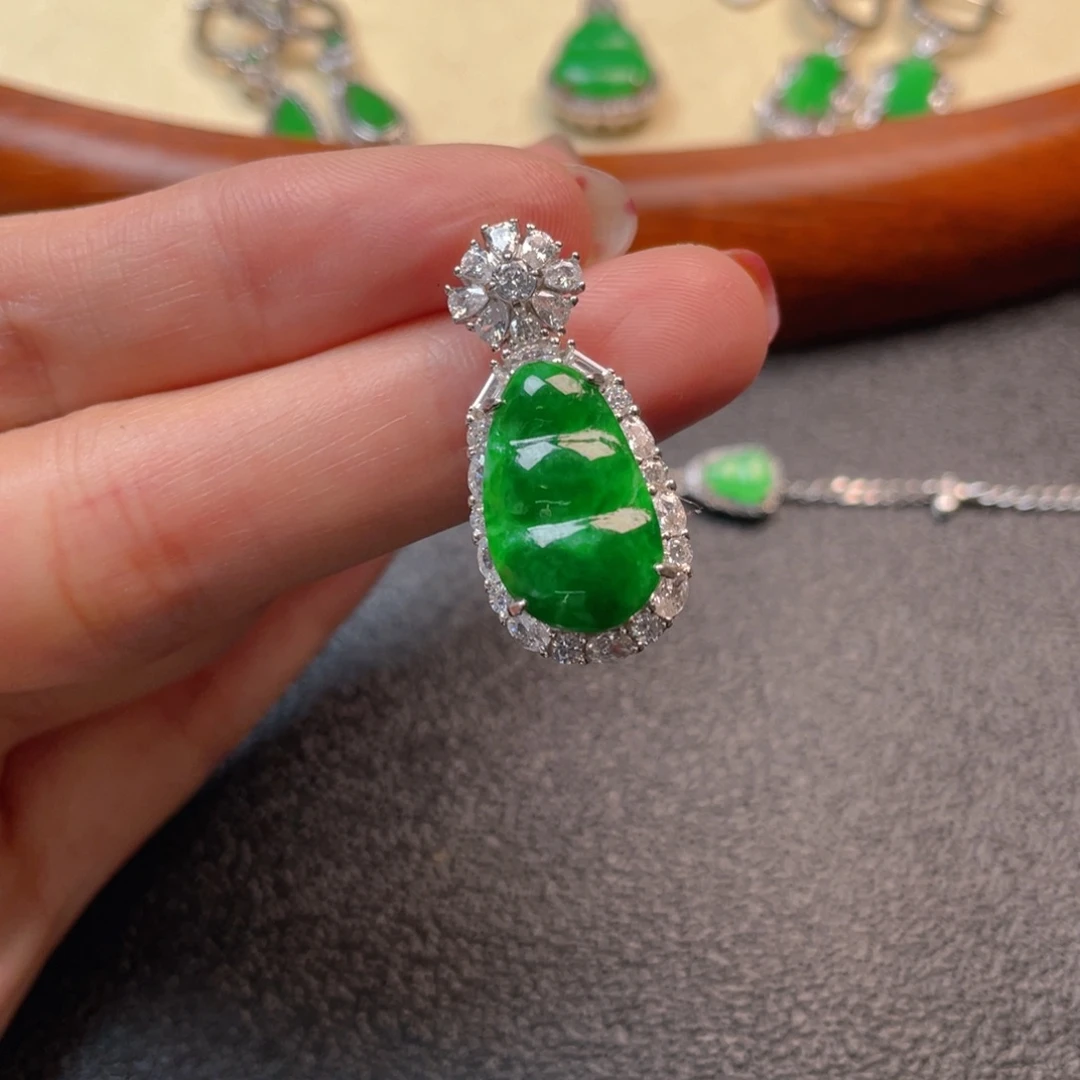 翡翠吊坠(不含链)银S925镶嵌